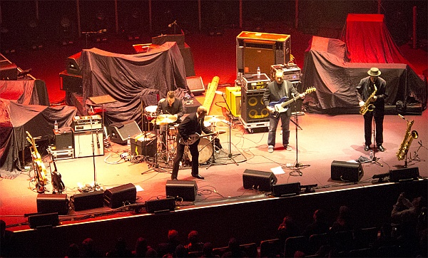 Royal Albert Hall: Andy Fairweather Low & The Low Riders