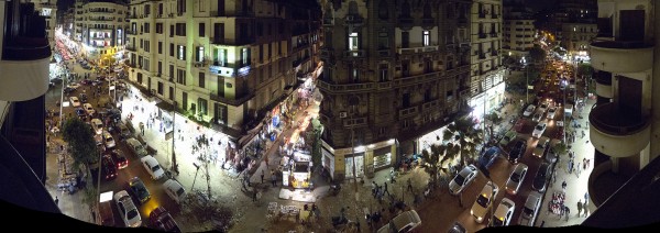 Blick aus dem Grand Hotel: Talaat Harb Road - Nachts