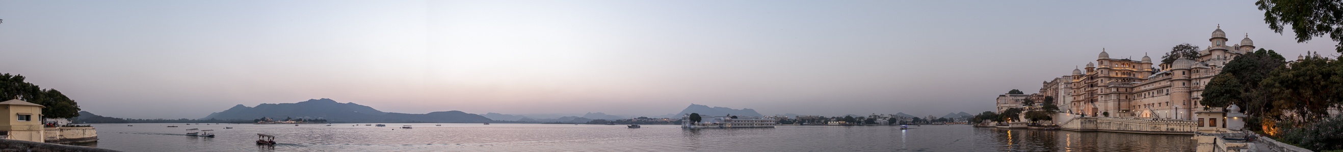 Lake Pichola, Udaipur, Rajasthan