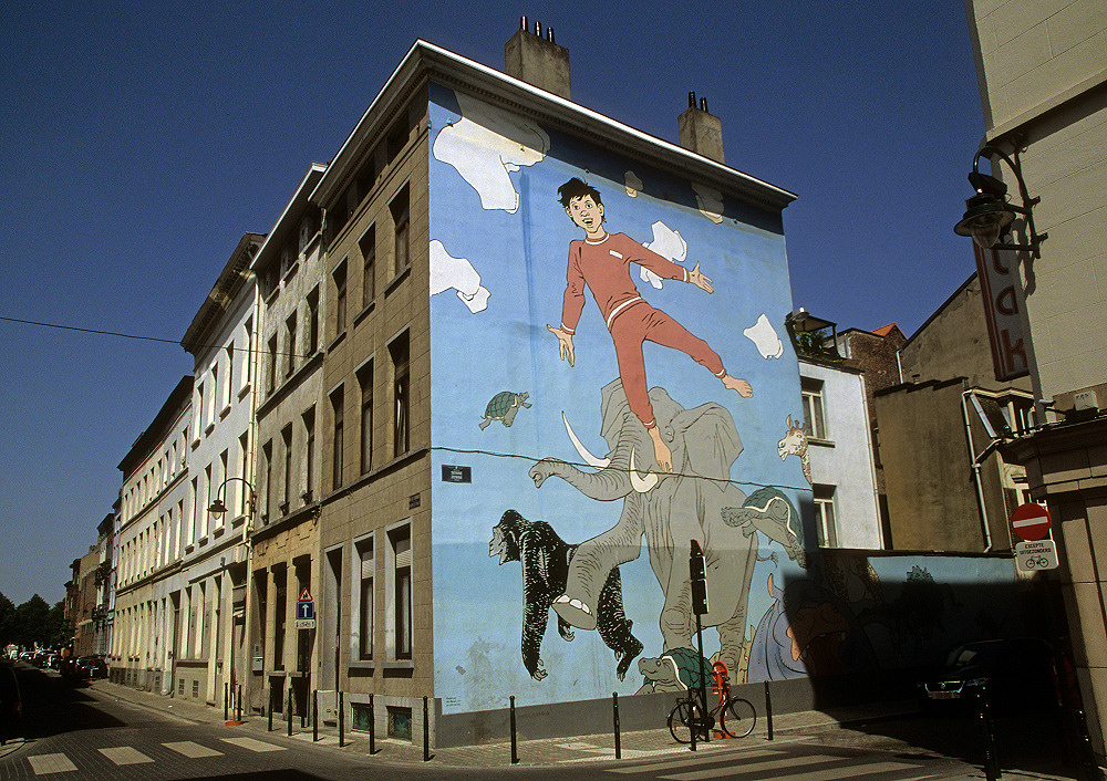 Rue des Fabriques: Comic-Wandgemälde 