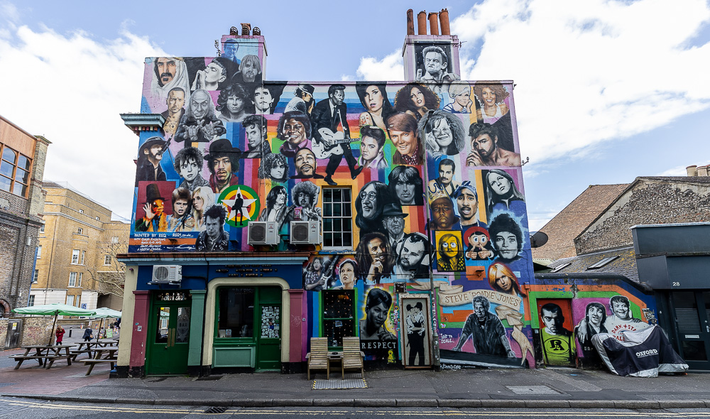 North Laine: Frederick Place - The Prince Albert Brighton