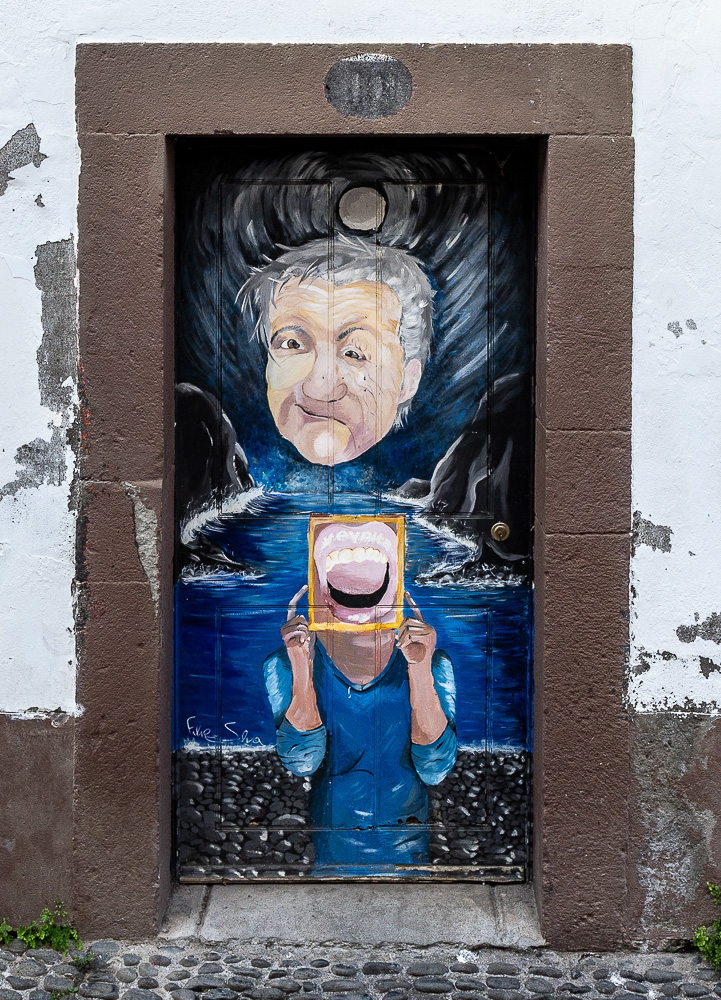 Zona Velha da Cidade: Rua Portão de São Tiago Funchal