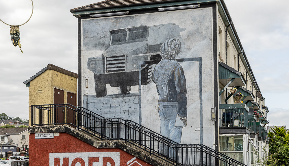 Bogside: Rossville Street Derry/Londonderry