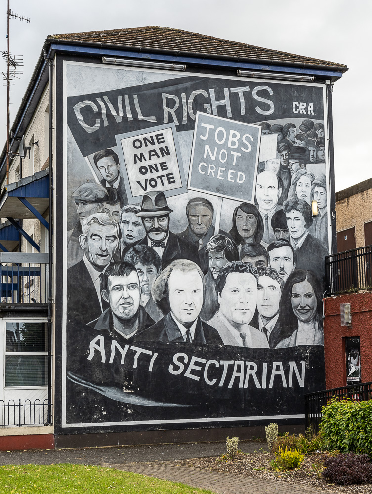 Bogside: Rossville Street Derry/Londonderry