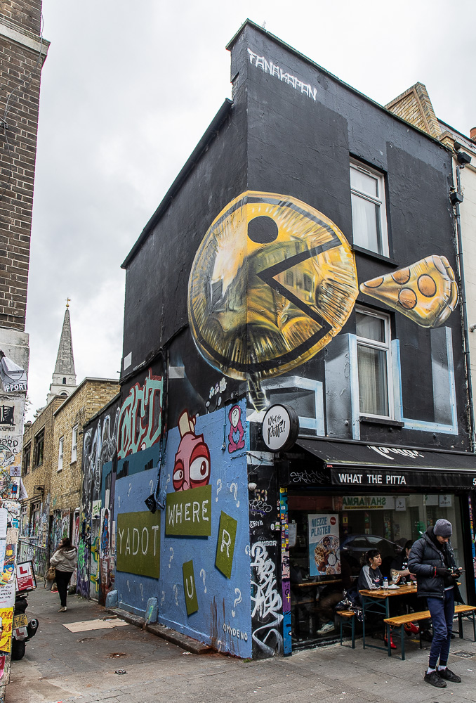 Seven Stars Yard / Brick Lane London