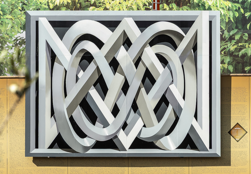 Plein: Escher in Het Paleis Den Haag