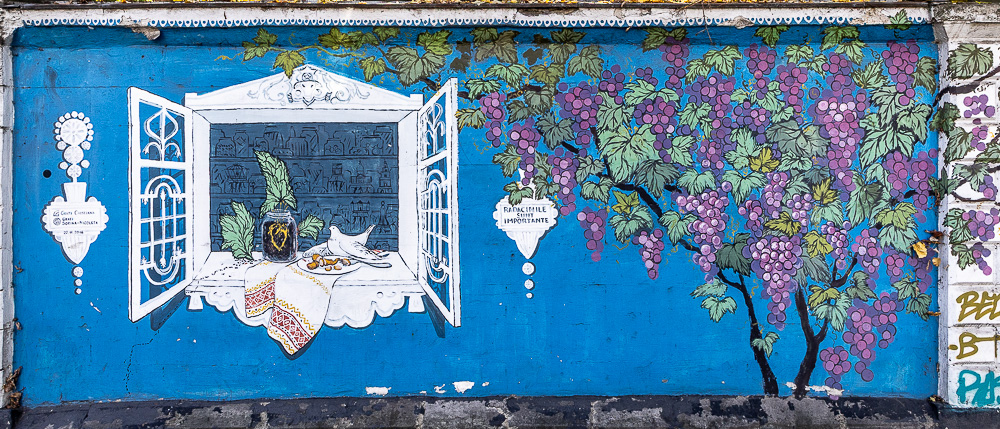 Strada București Chișinău