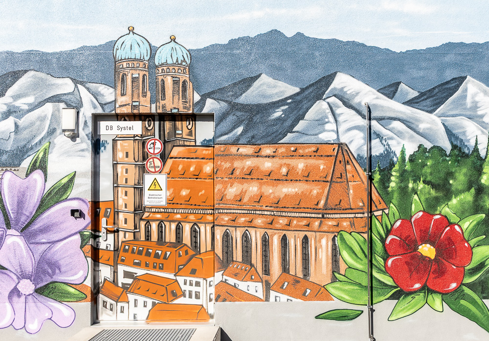 Friedenstraße: Elektronisches Stellwerk München Ost Pbf (MOP) München