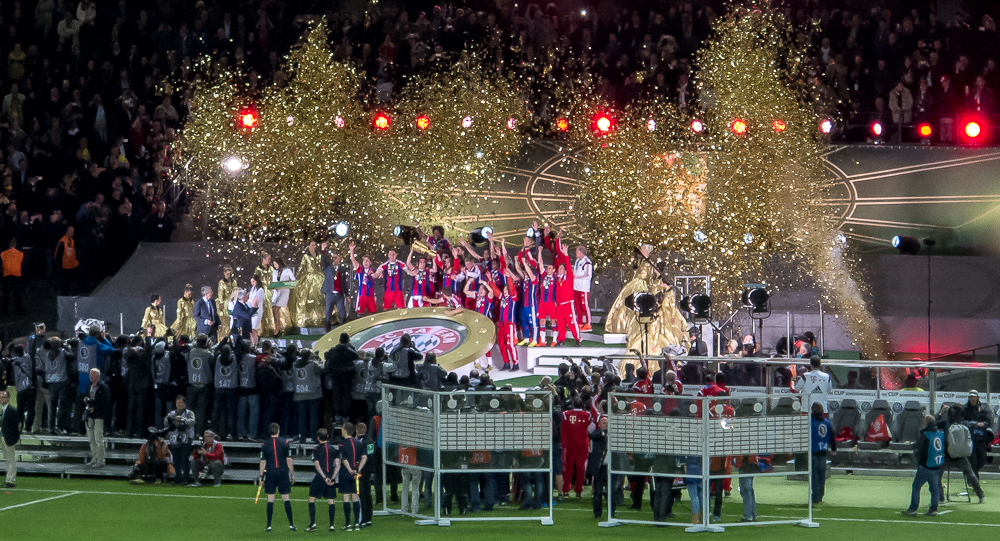 Olympiastadion Berlin, 17. Mai 2014, Siegerehrung für den alten und neuen deutschen Pokalsieger, dem FC Bayern München