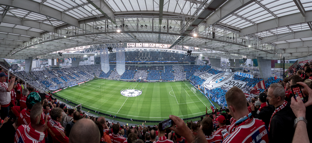 Estádio do Dragão Porto: Champions League-Viertelfinalhinspiel FC Porto - FC Bayern München