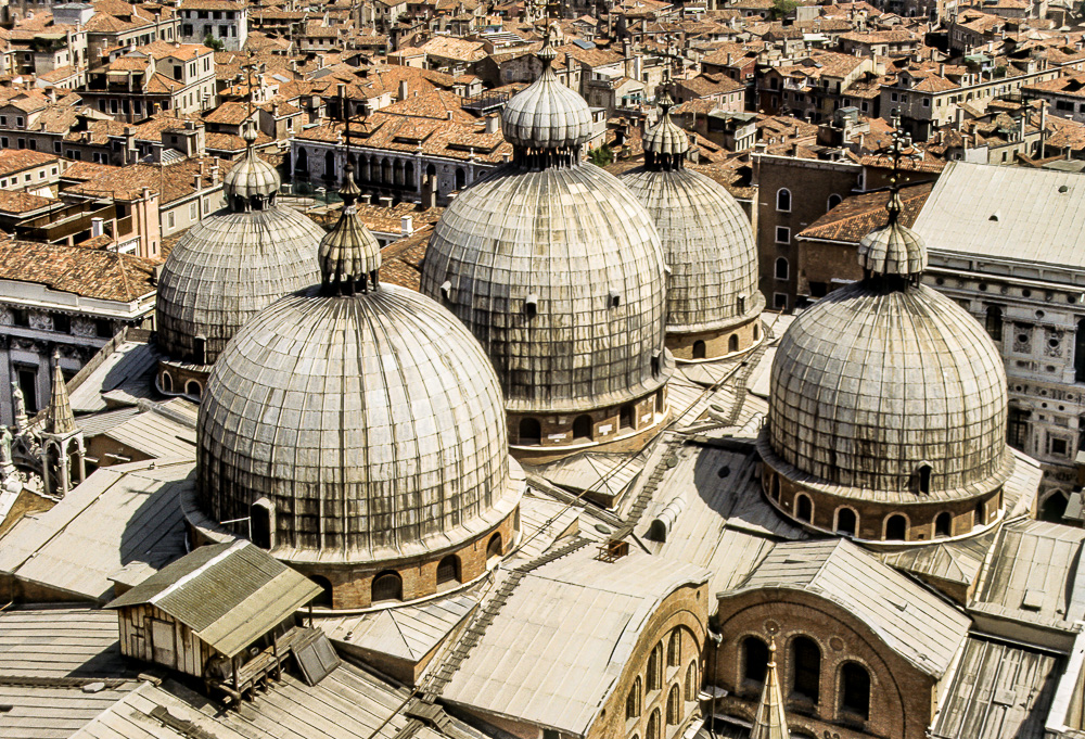 Blick vom Campanile di San Marco: Basilica San Marco Venedig