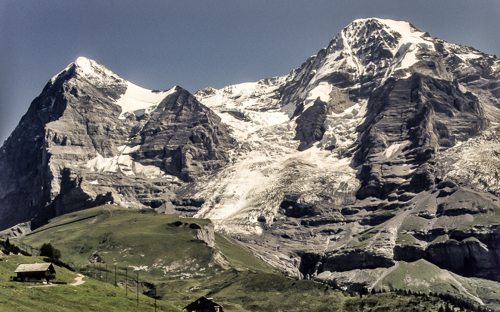 Eiger (mit Nordwand), Eigergletscher, Mönch